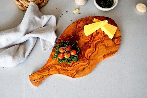 Cutting Board Olive Wood with handle Cutting Board Olive Wood with handle