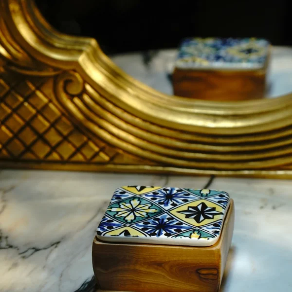 17 (1) Olive wood storage box, close-up of ceramic detail