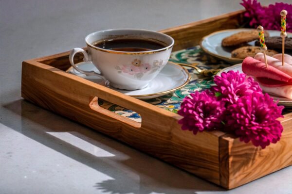 tray (5) Olive wood ceramic serving tray, side angle