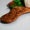 DSC01110 (1) Olive wood charcuterie board, close-up of grain