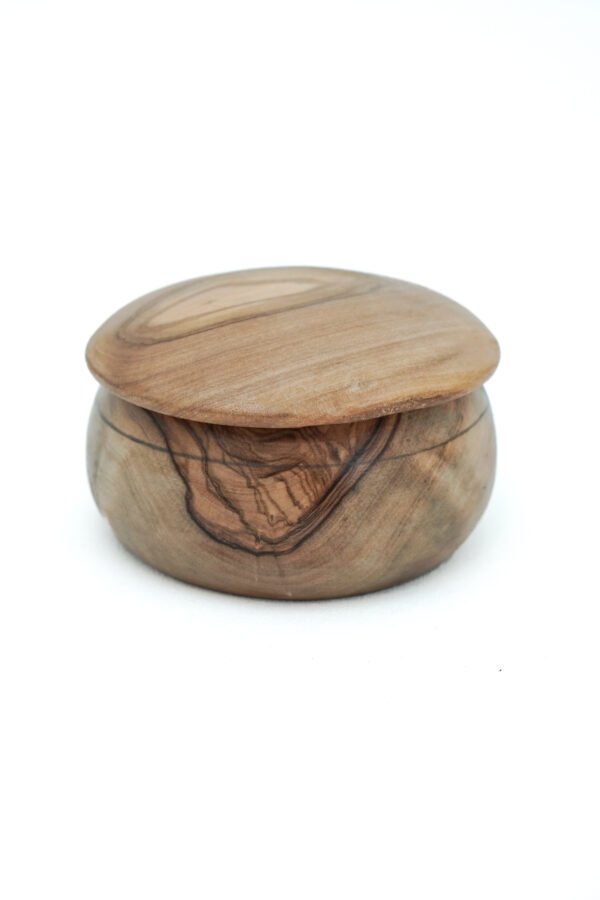 DSC06850 Olive wood jewelry box, open lid interior