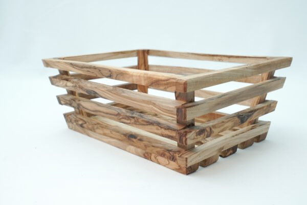DSC07228 Olive wood storage crate, close-up of slatted sides